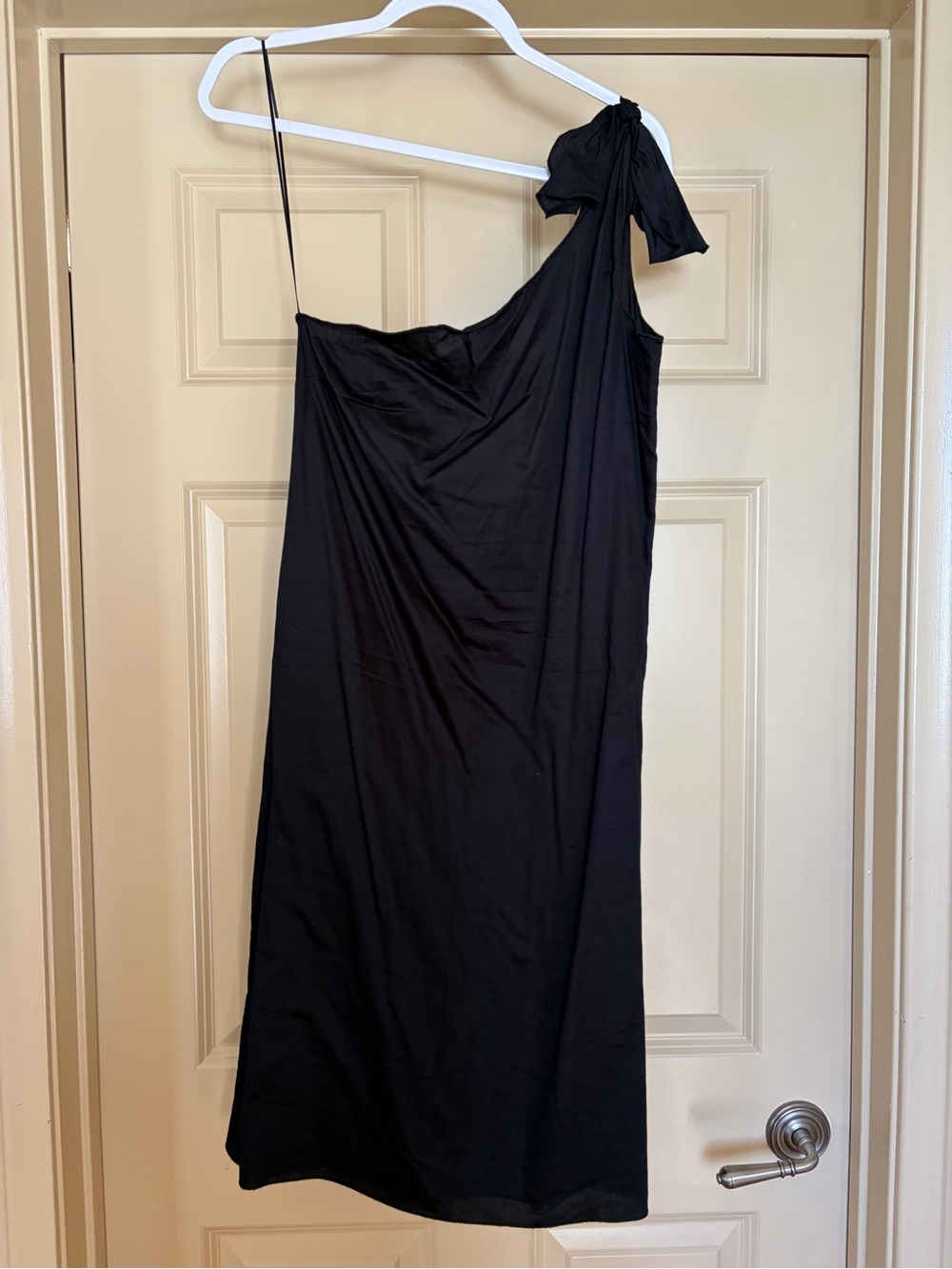Agnes B. Black One-Shoulder Slip Dress with Tie Detail